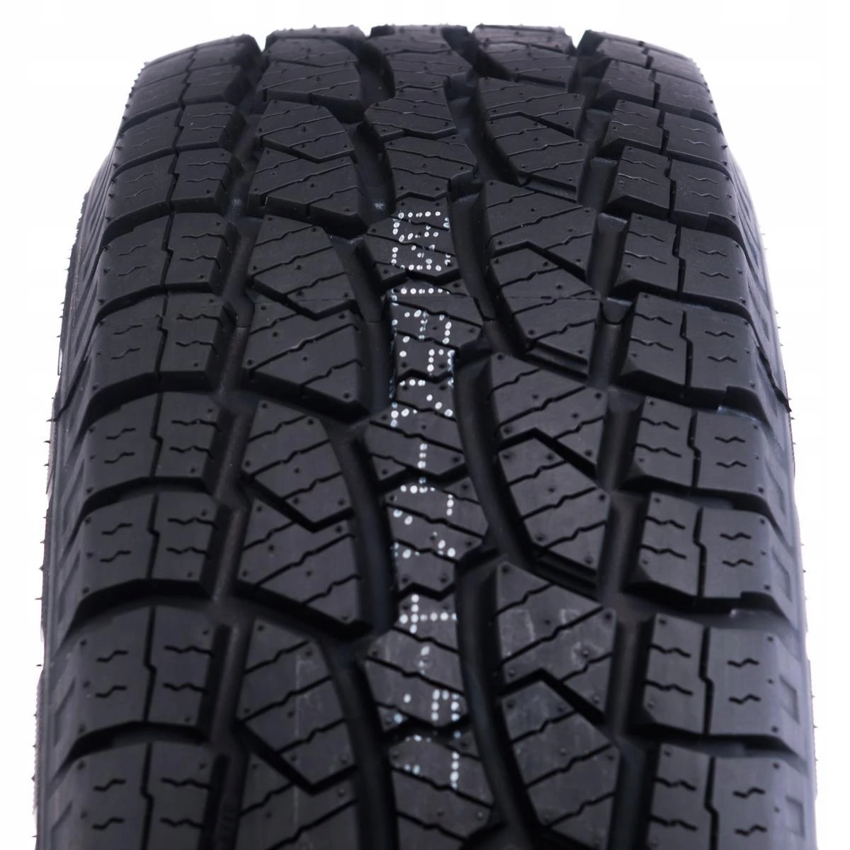 205/80R16 opona GOODRIDE SL369 XL 104S